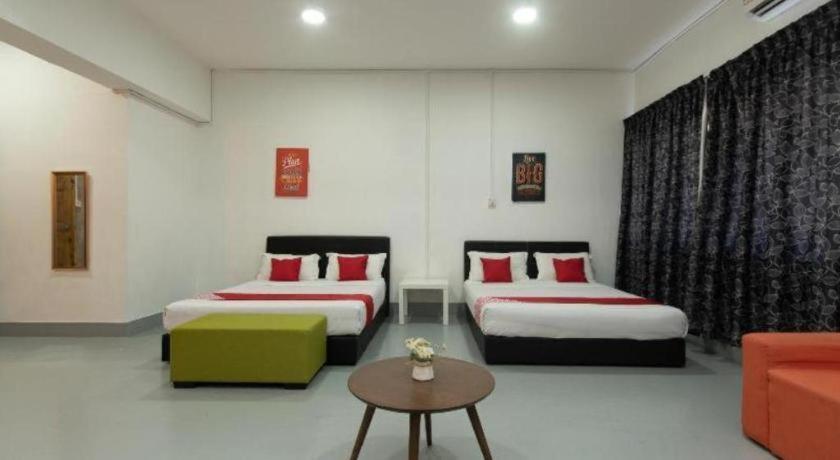 Oyo 43993 Madsuite Kota Kinabalu Kültér fotó